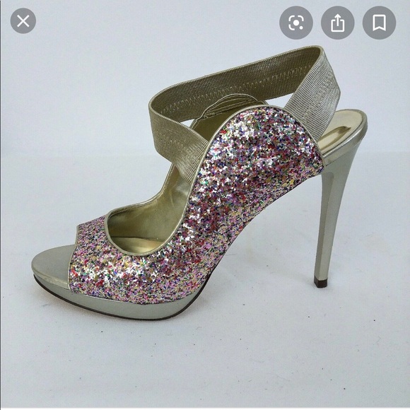 Carlos Santana Heels Size 8.5 - Picture 2 of 4